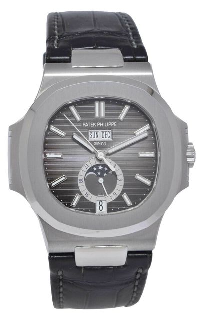 Patek Philippe Nautilus 5726A-001 Image 2